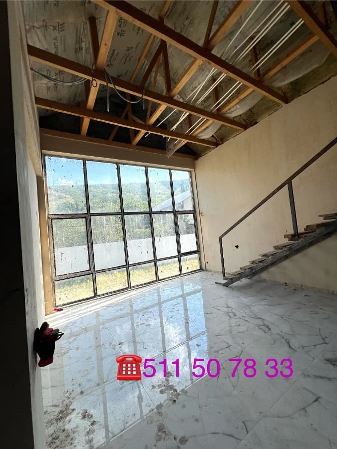 იყიდება 6 ოთახიანი კერძო სახლი ლისში