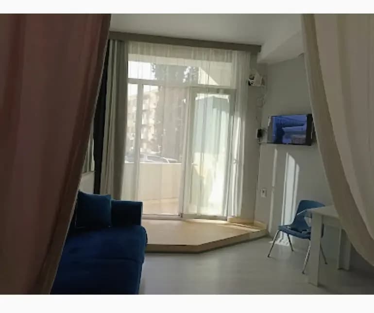 ქირავდება 2 ოთახიანი ბინა სან. ზონა