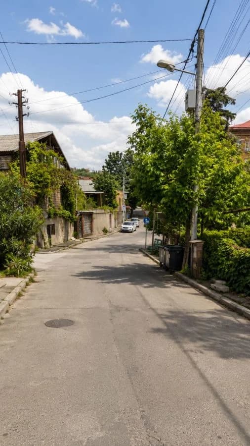 იყიდება მიწის ნაკვეთი სვანეთის უბანში