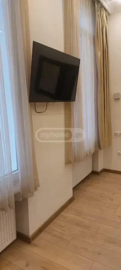 ქირავდება კომერციული ფართი ჩუღურეთში (ფოტო 5)