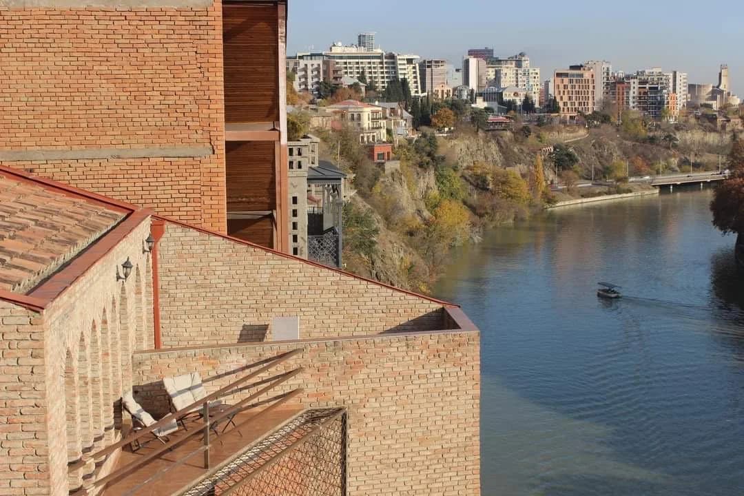 იყიდება სასტუმრო ავლაბარში (ფოტო 5)