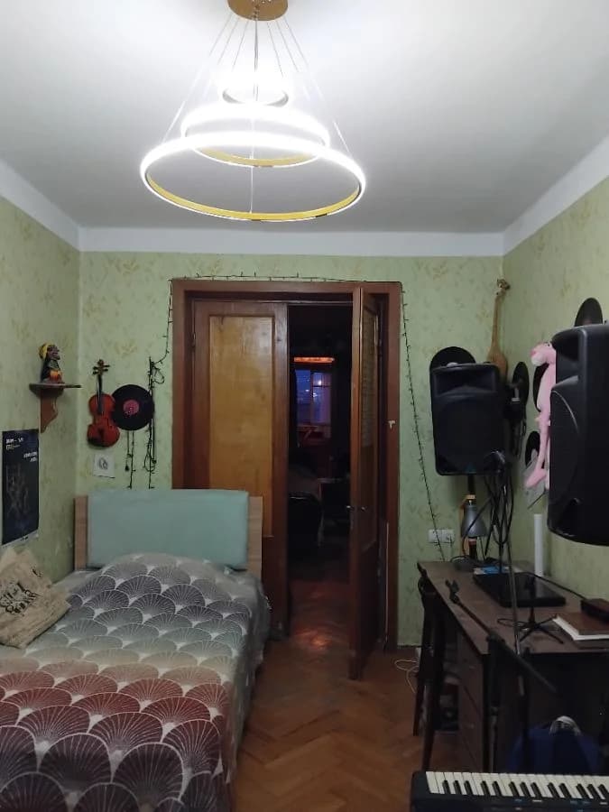 იყიდება 4 ოთახიანი ბინა თემქაში (ფოტო 5)