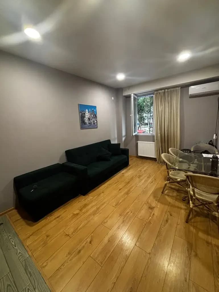 ქირავდება 2 ოთახიანი ბინა ისანში