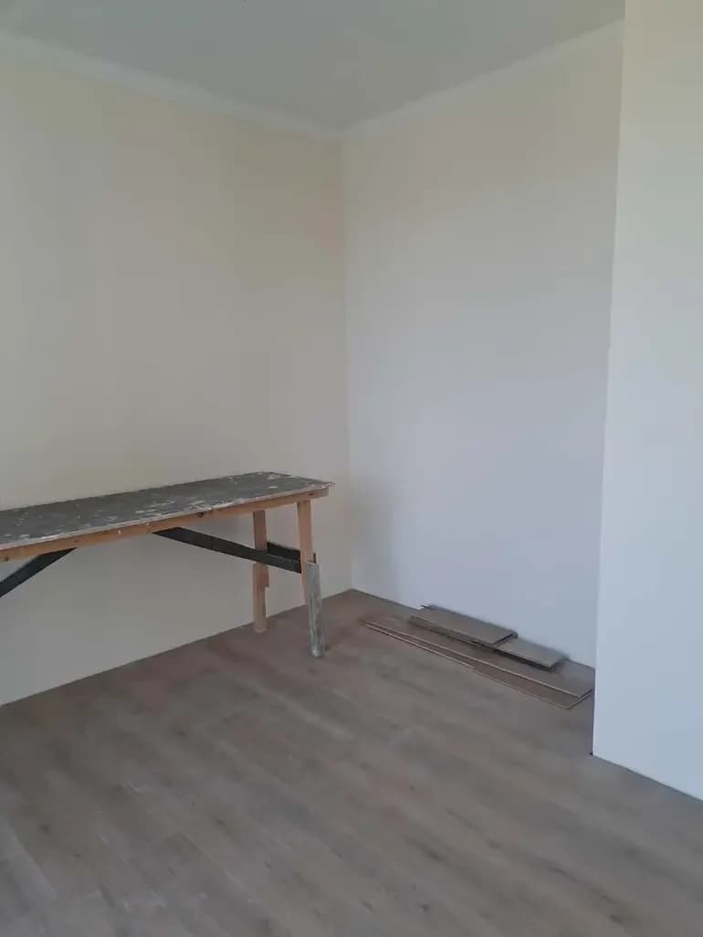 იყიდება 2 ოთახიანი ბინა ვარკეთილში (ფოტო 5)
