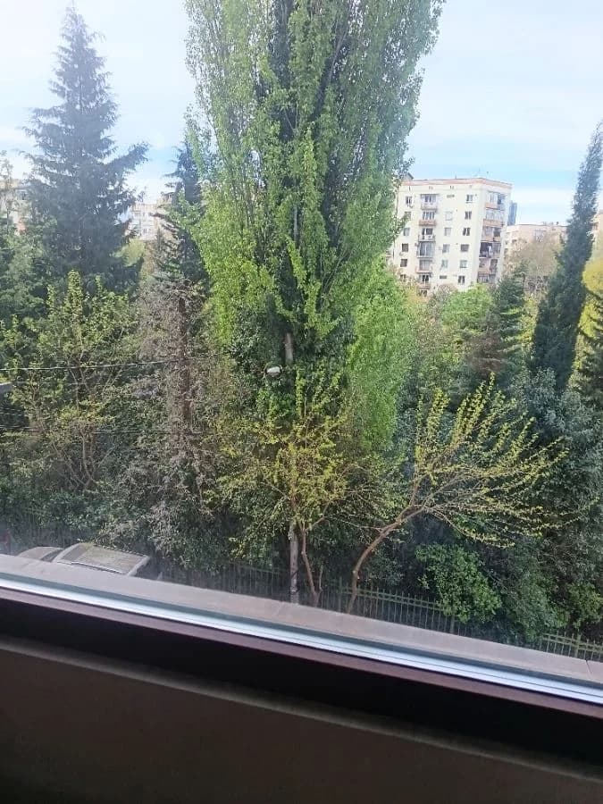 იყიდება 3 ოთახიანი ბინა საბურთალოზე (ფოტო 5)
