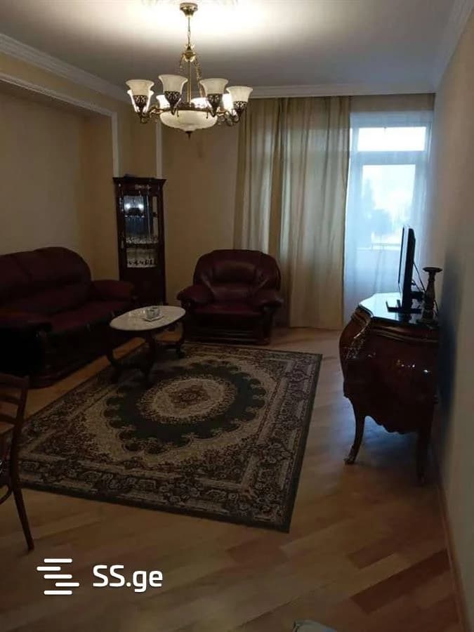ქირავდება 2 ოთახიანი ბინა დიღმის მასივში (ფოტო 5)
