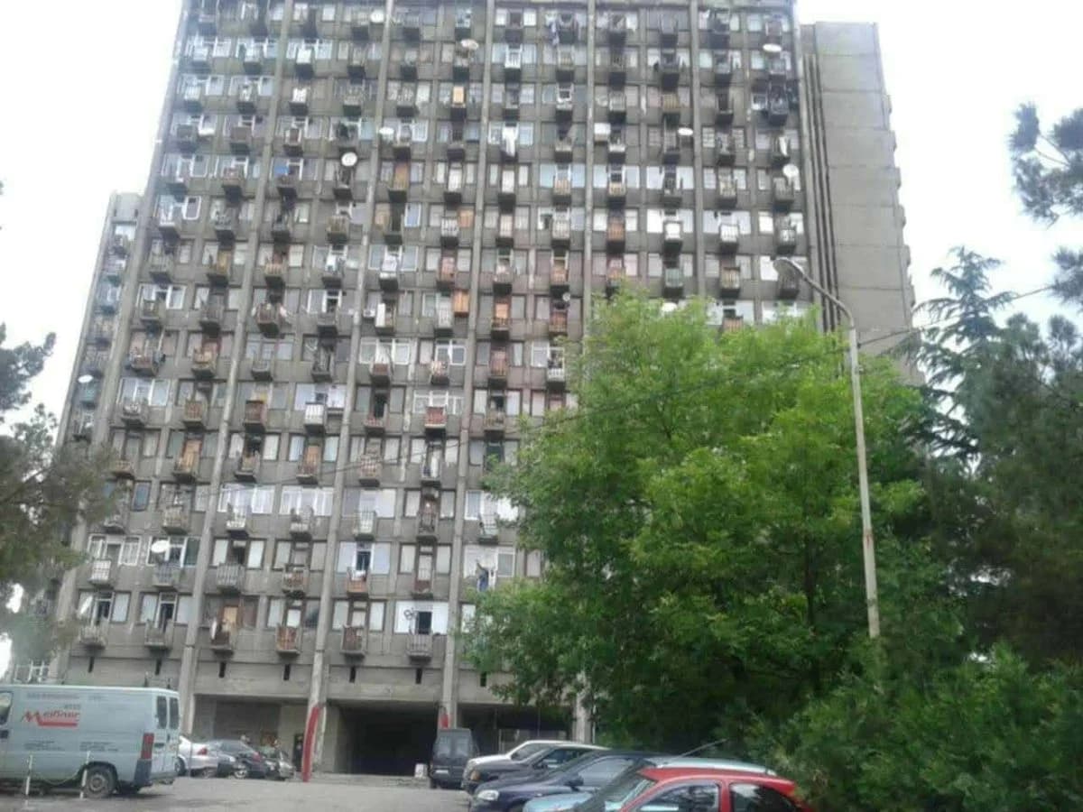 იყიდება 1 ოთახიანი ბინა ბაგებში
